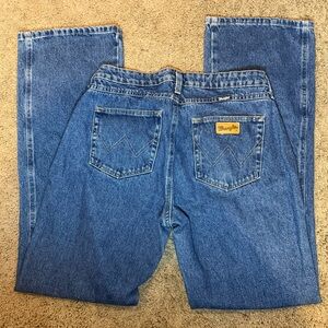 Wrangler women’s vintage 9/10 x 34 blue jean 100% cotton country cowgirl J35